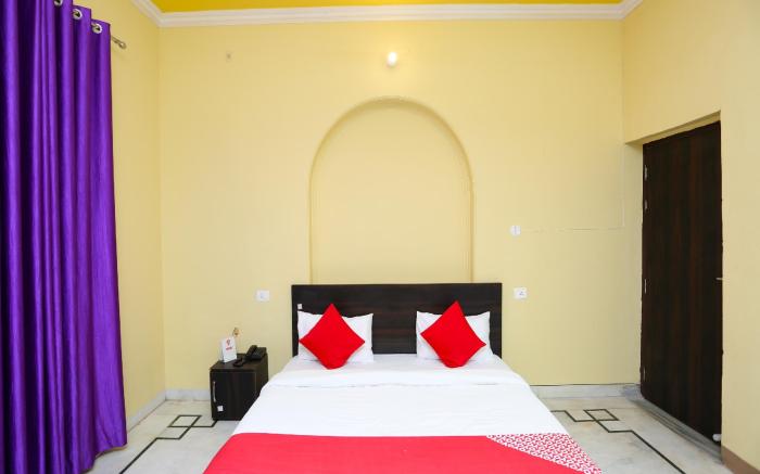 Hotel O Greenview Near Munshi Pulia Metro Station