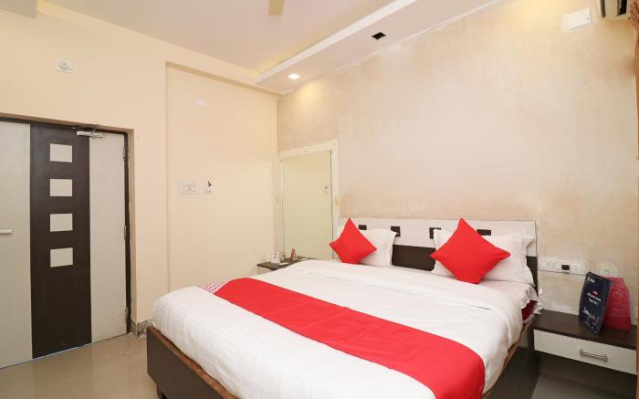 OYO 18409 HOTEL SUN CITY