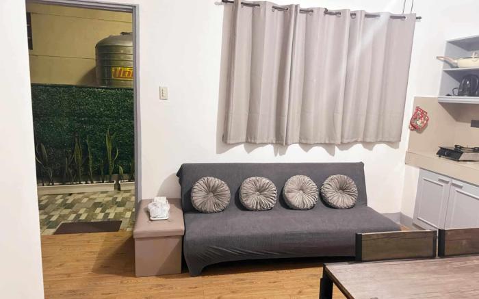 Baguio 4BR Pet Friendly Apartment with Netflix