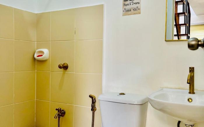 JOELY’s Rest and Stay 1 WIFI TV NTFLX & 2 AC rooms