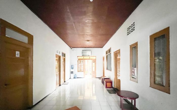 RedDoorz Syariah Near Agrowisata Tambi Dieng