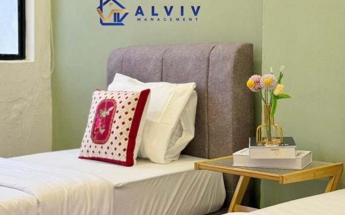 NEW! I 2BR I Playground Kids Friendly I 5-11pax I 10min walk Jonker I BY Alviv