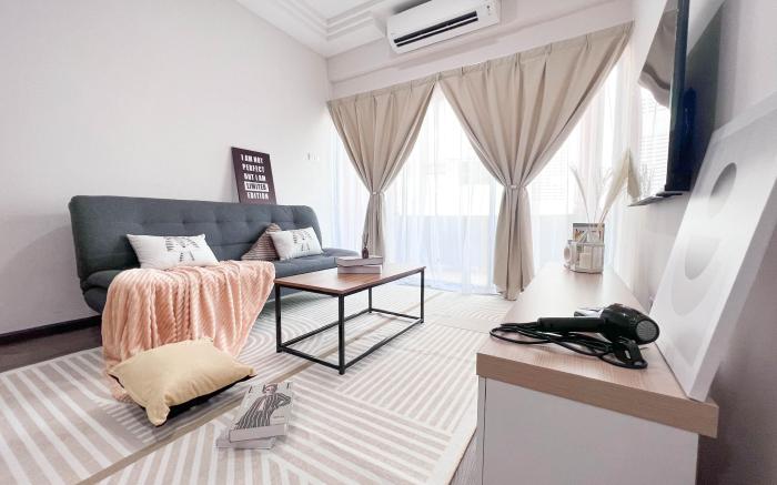 MH Maison 7Pax ModernSuite NeaKLTrader 20