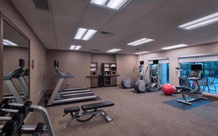 Residence Inn by Marriott Milwaukee Brookfield at Poplar Creek