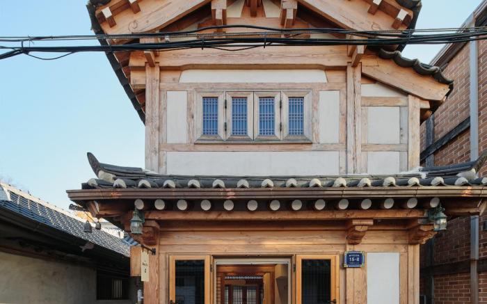 The Korean Prestige Hanok in Downtown - Seoul Ari