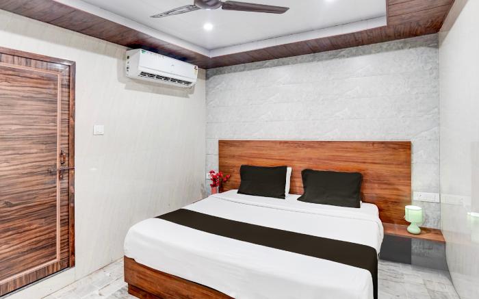 Super Hotel O Govind Nagar Kanpur formerly Maharoopa Palace