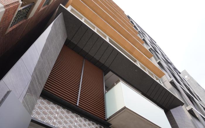 Premium Apart MONday KYOTO GOJO