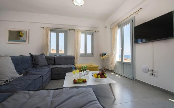Sea&Sand luxury villa with private  pool by beach!