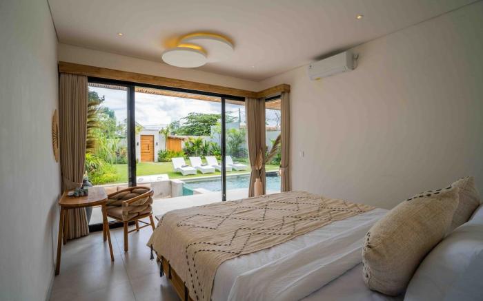 Suns Up - 3BR Villa in Kerobokan