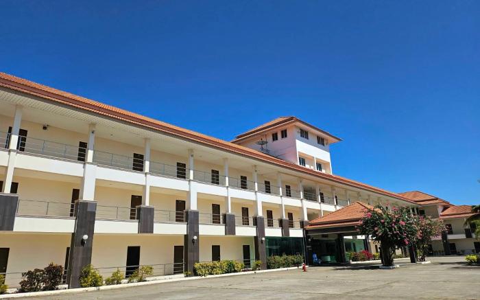 Grand Place Resort