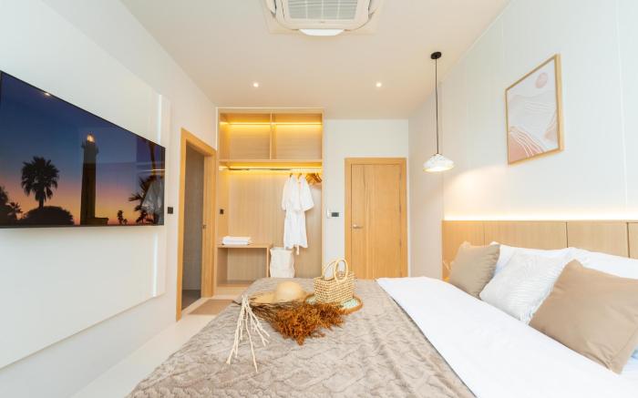 White Villa Jomtien Beach