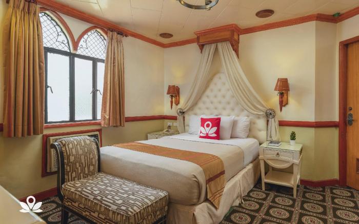ZEN Rooms Camelot Hotel QC