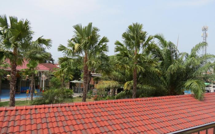 Baan Bee Residence