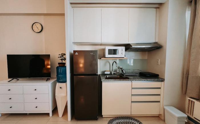 Hooga Home Calxy Residences Near Ayala Center