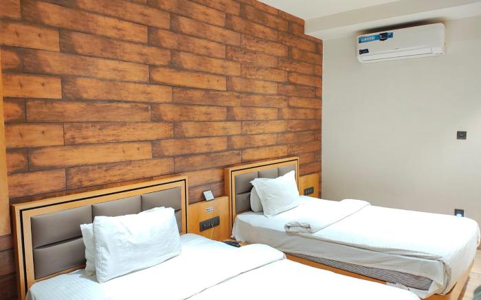 Aceotel Premier TK, Morbi