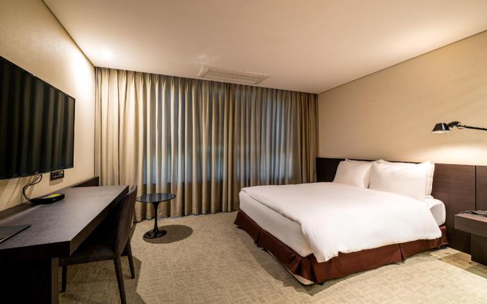The Sky Hotel Cheonan