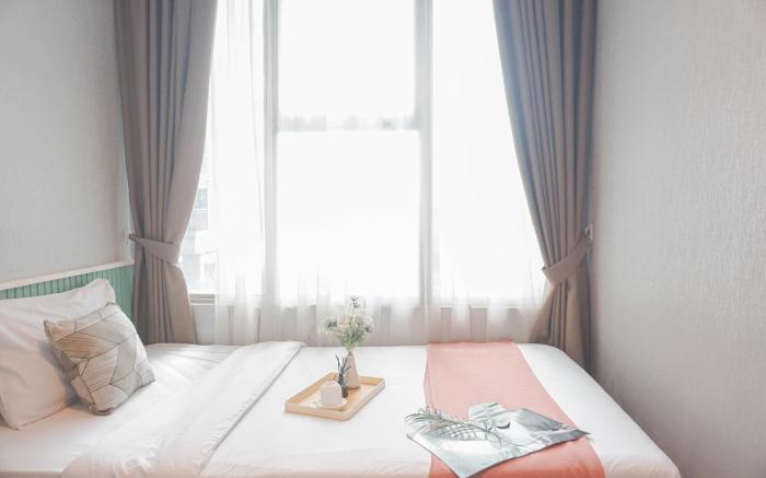 Modern 2BR Apartment Tamansari Iswara By Travelio