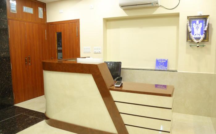 Hotel Balaji Green Park