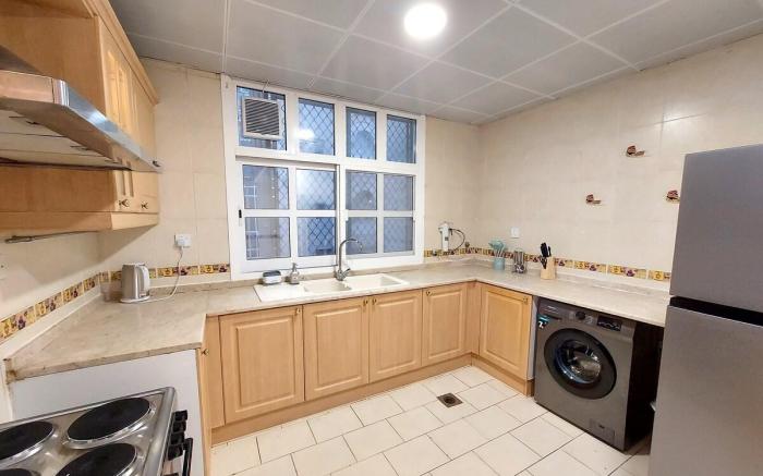 HARF22-101-02 2br apt in AD
