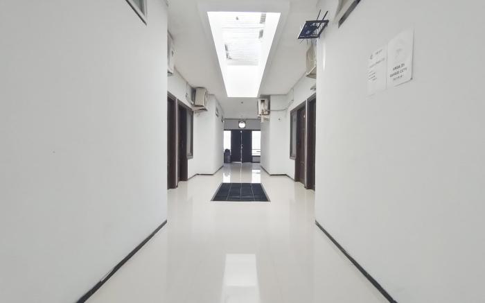 RedDoorz Padang Pasir near Petra University Surabaya