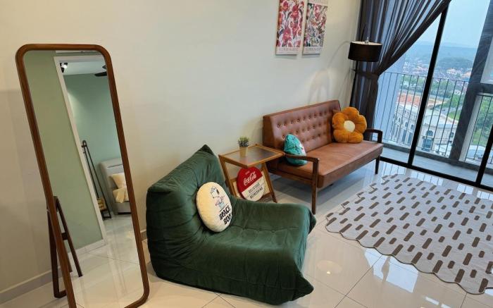 SkyTree Netflix/Bukit Indah/Legoland /Rent Car