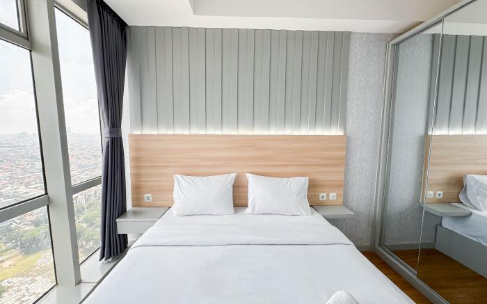 Elegant 1BR Grand Sungkono Lagoon Apt By Travelio