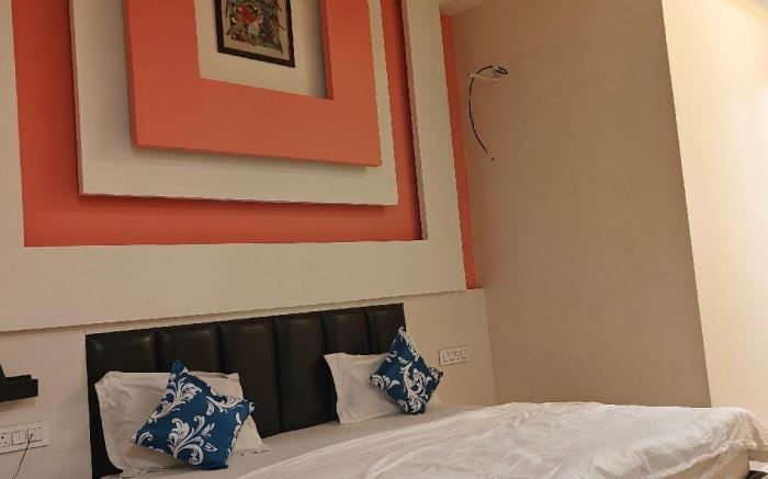 Hotel Pink City