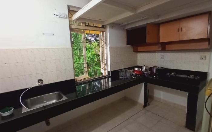 2 Bedroom Near Calangute Beach Wid AC/Backup- E3