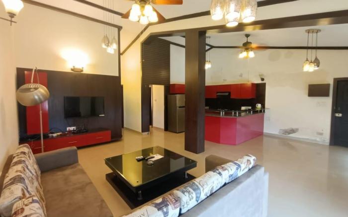 Luxurious 2BHK-3 AC/WiFi/Pool/Backup/Near To beach