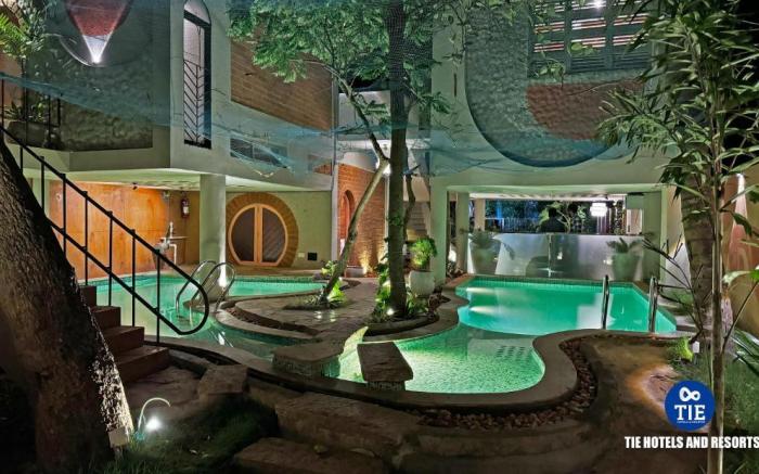 Eden Beach Resort