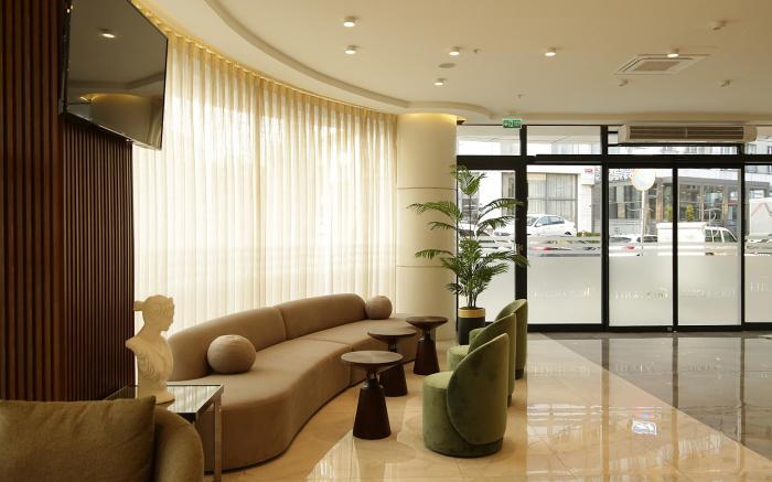 Tress Hotel