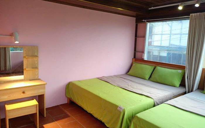 Homestay Nhà Ven Rừng