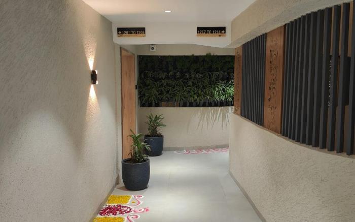 Hotel Vaishnavi Heights,  Solapur