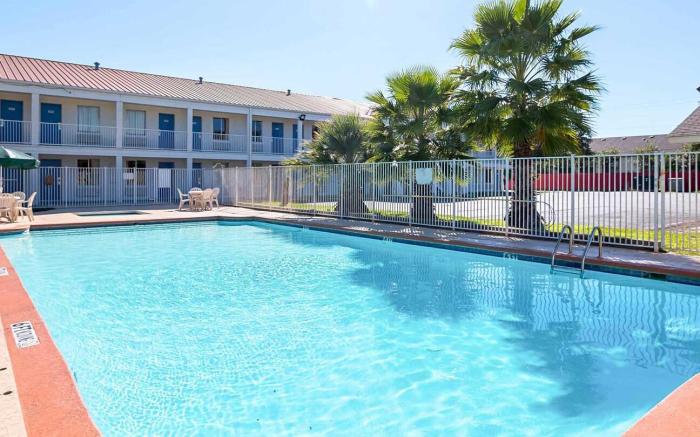 Motel 6 Round Rock, TX
