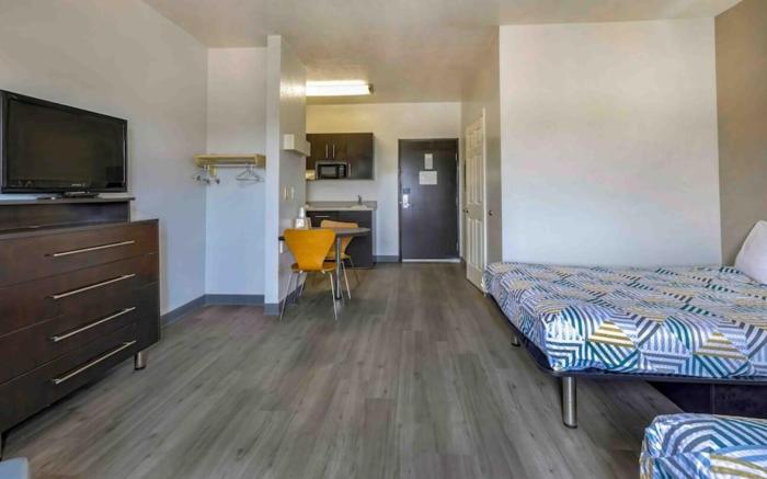 Motel 6 Cedar Park, TX