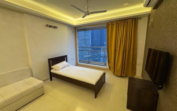 Luxury Stay In Heart Of Mumbai
