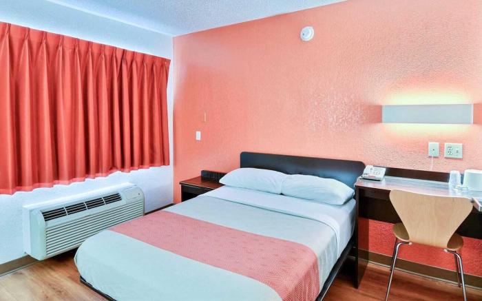 Motel6 Tewksbury, MA - Boston