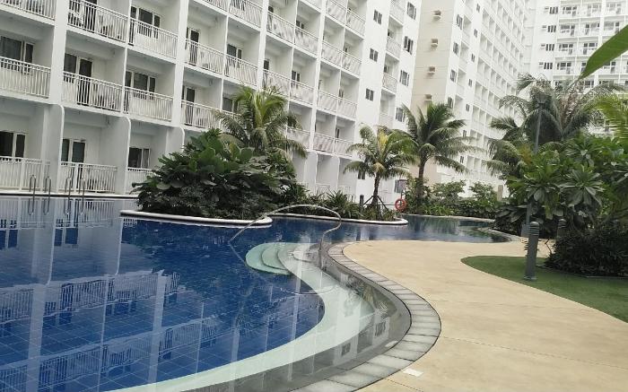 CONDO Shore residences tower C MOA- FREE PARKING  