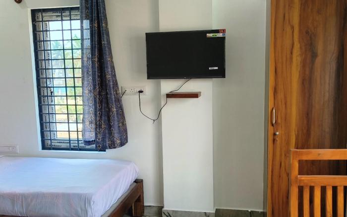 PPH Living Jai Maruthi Boarding & Lodging