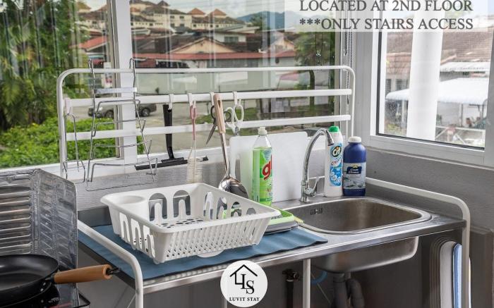 9 mins to Ipoh Tambun~5-10pax Cozy 2nd Floor Suite