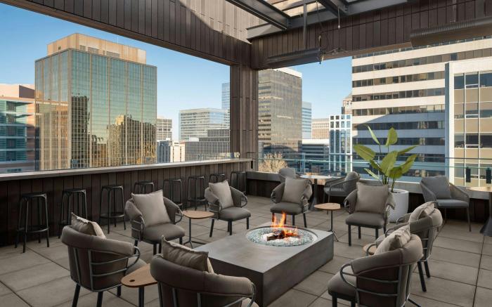 AC Hotel St. Louis Clayton