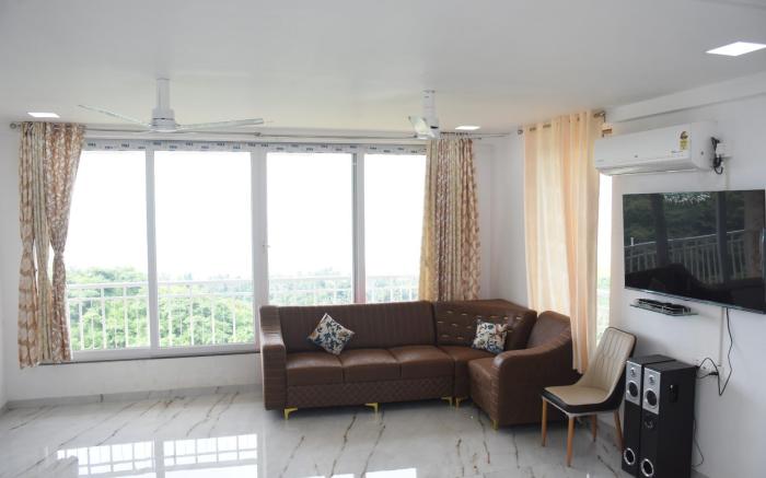 Nikhat villa 61
