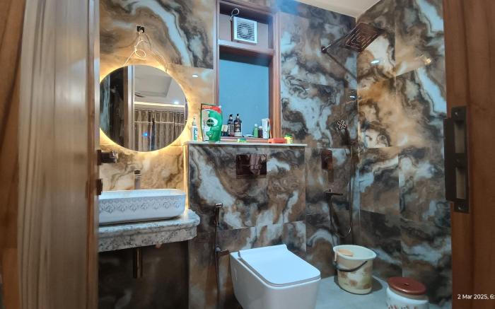 Cosmopolitan Premium Guest House 