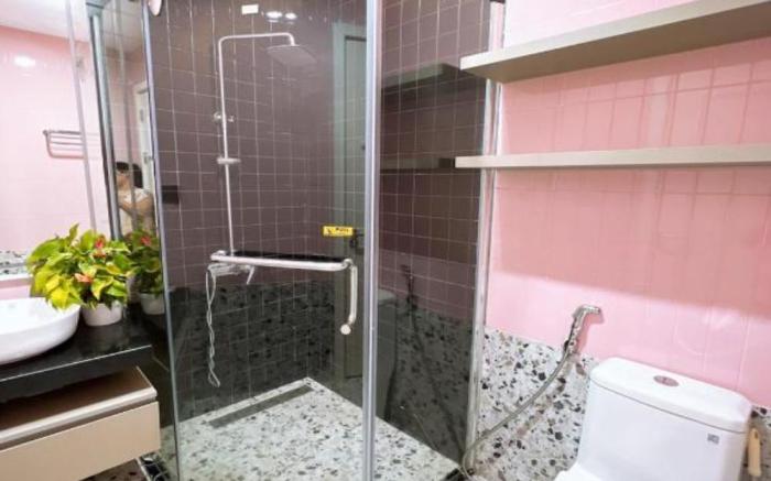 LaLa Penthouse Hue