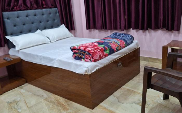 LAXMI PAYING GUEST HOUSE