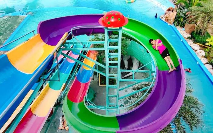 Trang Oasis Waterpark Hotel