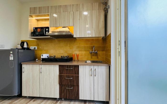 BluO 1BHK Suite @ Medicity - Bathtub, Kitchen Lift