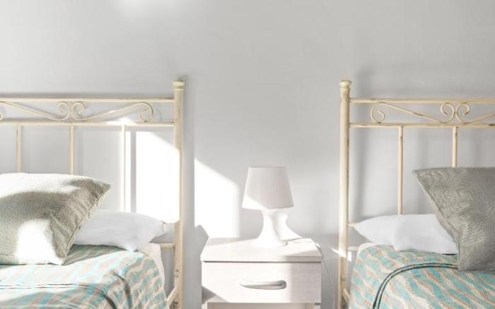 E9 - THE APPIAN WAY APARTMENT