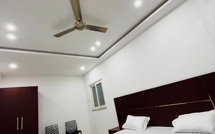 Hotel Ghar Parivaar