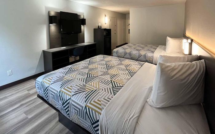 Motel 6 Nacogdoches, TX - SFA University